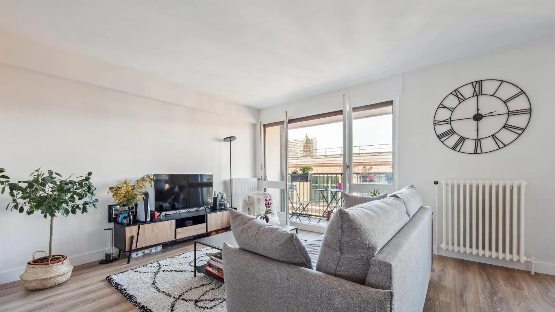 Symphonie De L'elegance A Javel By Weekome Paris